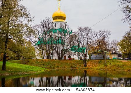 Pushkin, Saint-Petersburg, Russia. The Orthodox Church Feodorovsky sovereign's Cathedral in Tsarskoye Selo.A beautiful autumn landscape.