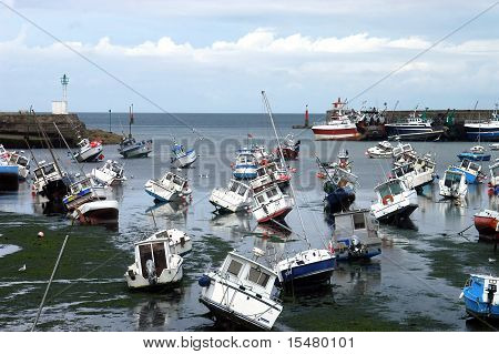 Düşük Tide liman Barfleur - Normandiya - Fransa