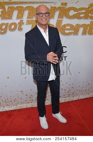 LOS ANGELES - AUG 14:  Howie Mandel arrives to the'America's Got Talent' Live Show Screening and Red Carpet  on August 14, 2018 in Hollywood, CA                
