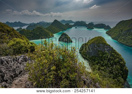 Panorama Marine Reserve Raja Ampat In New Guinea