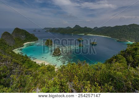 Panorama Marine Reserve Raja Ampat In New Guinea
