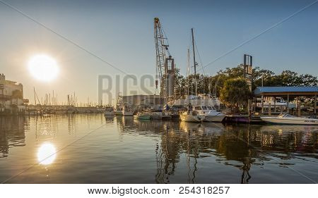 New Orleans, Usa - Nov 26, 2017: The Causeway Area Of Lake Pontchartrain Where Many Pleasure Boats A