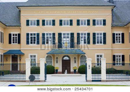 Pěší Palace, Hesensko, Německo