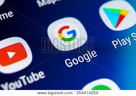 Sankt-petersburg, Russia, August 19, 2018: Google Search Application Icon On Samsung Galaxy S9 Smart