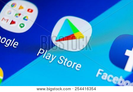 Sankt-petersburg, Russia, August 19, 2018: Play Store Application Icon On Samsung Galaxy S9 Smartpho
