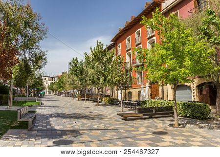 Tudela, Spain - April 22, 2018: Street With Bars And Restaurants In Historic Tudela, Spain