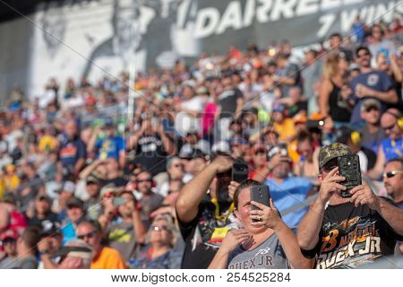 August 18, 2018 - Bristol, Tennessee, USA: {persons} Races through the field off turn three at the Bass Pro Shops NRA Night Race at Bristol Motor Speedway in Bristol, Tennessee.