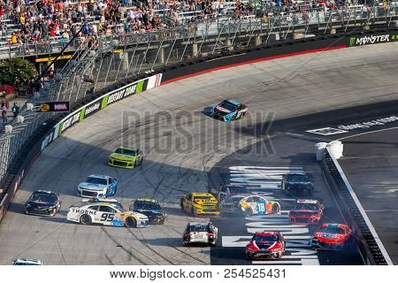 August 18, 2018 - Bristol, Tennessee, USA: The Field bunches up after a wreck during the Bass Pro Shops NRA Night Race at Bristol Motor Speedway in Bristol, Tennessee.