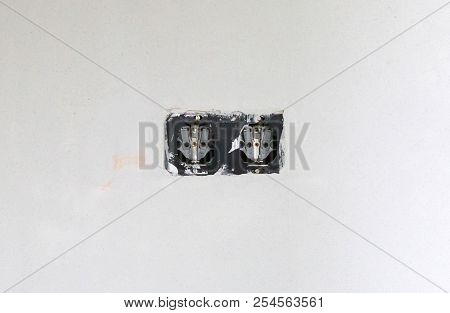 Broken European Power Socket