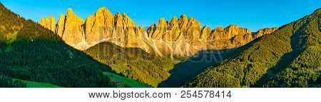 Panoramic View Of The Beautiful Mount Geissler Spitzen Of Dolomites In The Evening At Val Di Funes V