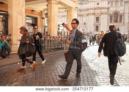 Rome, Italy - Apri 11, 2017 : Street Artist,  Animator Performing A Cheerful Pedestrian In The Cente
