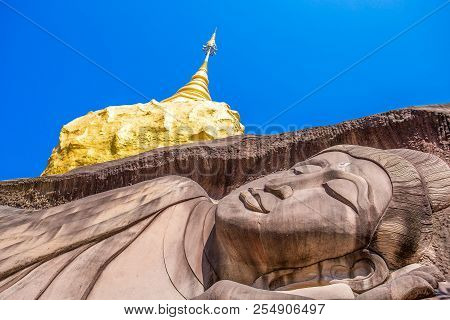 Wat (temple) Tham Pha Daen, Sakon Nakhon, Thailand