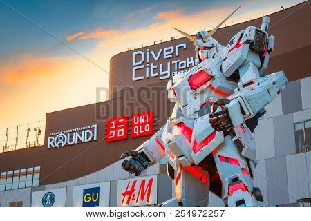 Tokyo, Japan - April 20 2018: Full-size Mobile Suit  Rx-0 Unicorn Gundam Replica From The Mobile Sui