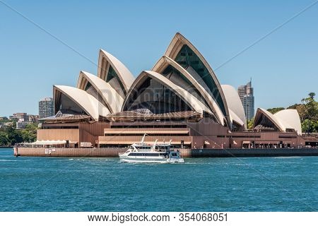 Sydney, Australia - December 11, 2009: Opera House. Frontal Water-level Closeup Of It And White Mati