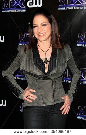 LOS ANGELES - AUG 8:  Gloria Estefan at the CW 