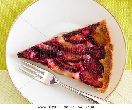 Délicieux gâteau prune