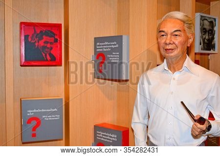 Bangkok, Th - Dec 13: Former Prime Minister Of Thailand Pridi Banomyong Wax Figure At Madame Tussaud