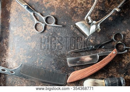 Vintage Barber Tools Dangerous Razor Hairdressing Scissors Old Manual Clipper Metal Comb Shaving Bru