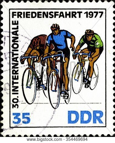 02.09.2020 Divnoe Stavropol Territory Russia Postage Stamp Gdr 1977 Cycling - The 30th Peace Event C