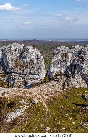 Góra Zborów (berkowa Góra) - A Rocky Hill Within The Village Of Podlesice In The Śląskie Voivodeship