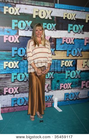 LOS ANGELES - 23 lipca: Wendy Schaal przybywa w stronę FOX TCA lato 2012 w Soho House 2 lipca