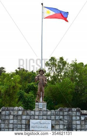 Cavite, Ph - Dec. 3: Filipino Heroes Memorial Monument At Corregidor Island On December 3, 2016 In C