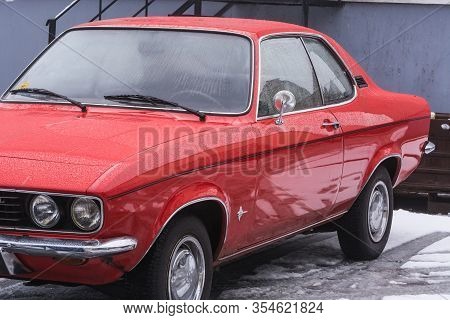 Velbert, Nrw, Germany - March 07, 2016:\\noldtimer, Red Opel Manta In A Public Parking In Velbert, G