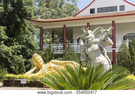 Foz Do Iguacu, Parana / Brazil; Dec 17, 2017: Chen Tien Buddhist Temple And Sakhyamuni Buddha Statue