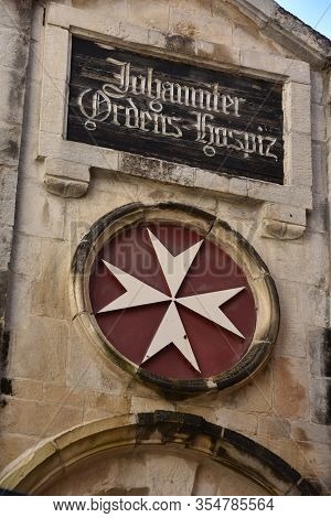 Viii Station In Jerusalem - Via Dolorosa -  Processional Route In The Old City Of Jerusalem