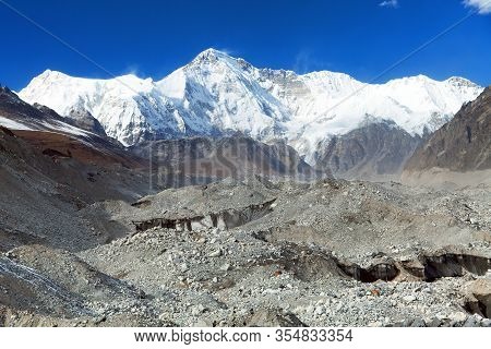 Mount Cho Oyu And Ngozumba Glacier - Way To Cho Oyu Base Camp - Everest Area, Sagarmatha National Pa
