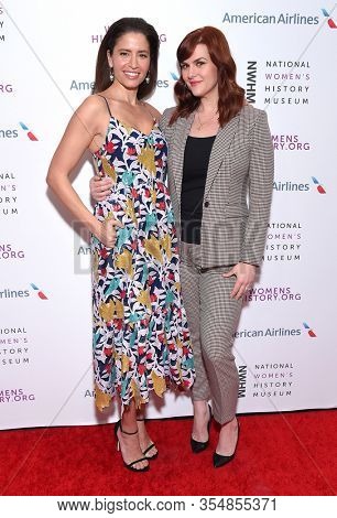 LOS ANGELES - MAR 08:  Mercedes Mason and Sara Rue arrives for the 8th Annual Women Making History Awards on March 08, 2020 in Los Angeles, CA                