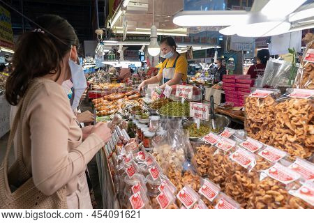 Lampang, Thailand - 28 Mar 2021, Kad Tung Kwain Market Environment Of Local Traditional Marketplace 