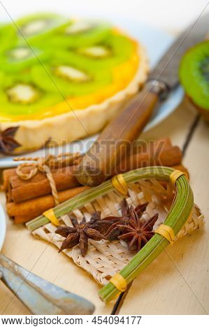 Kiwi  Pie Tart And Spices