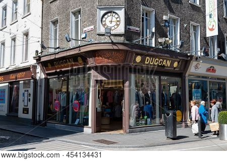 Kilkenny, Ireland- April 20, 2022: Duggan Clothing Store In Kilkenny Ireland.