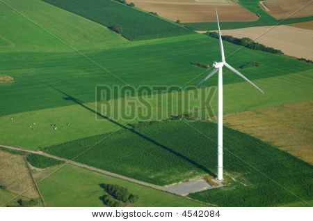 บรรยากาศ Windturbine และเงา