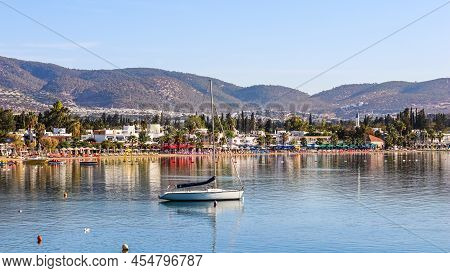 Bitez, Bodrum, Turkey - October 7, 2021. A Beautiful Seaside With A Sandy Beach On The Aegean Sea
