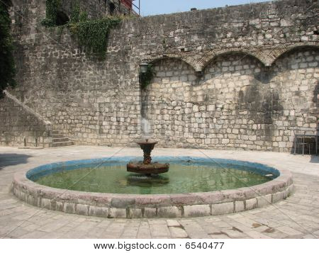 Brunnen