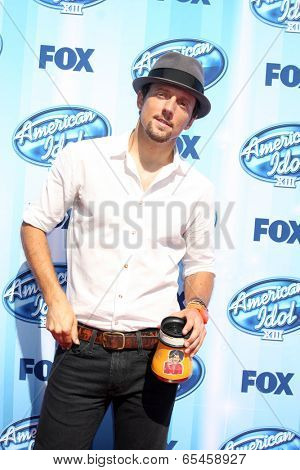 LOS ANGELES - MAY 21:  Jason Mraz at the American Idol Season 13 Finale at Nokia Theater at LA Live on May 21, 2014 in Los Angeles, CA