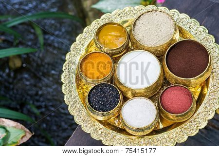 Scrubb Powder For Spa Massage