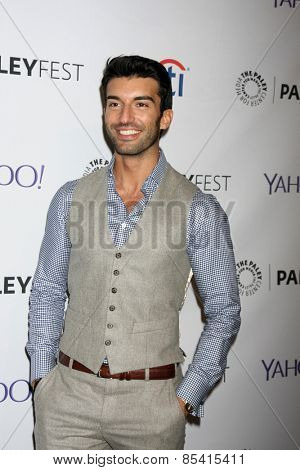 LOS ANGELES - MAR 15:  Justin Baldoni at the PaleyFEST LA 2015 - 