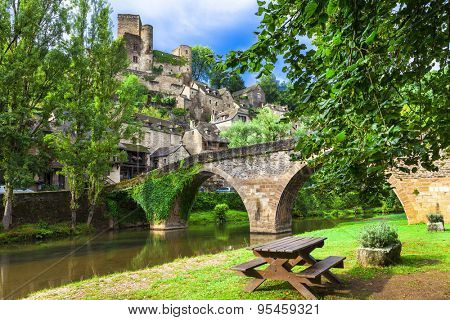 Belcastel - one of the most beautiful villages of France(Aveyron