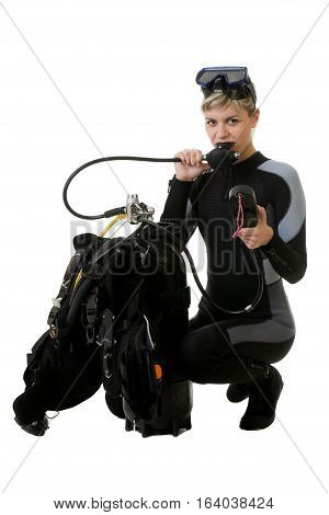 diver cheking pressure by manometer before dive