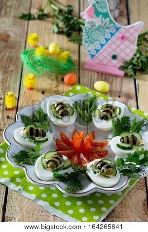 Breakfast Or Lunch For Children - Hard Boiled Egg Bee. Merry Easter Meal For The Children.