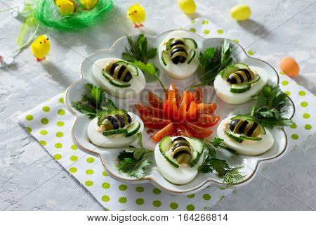 Breakfast Or Lunch For Children - Hard Boiled Egg A Bee On A Gray Stone Background. Merry Easter Mea