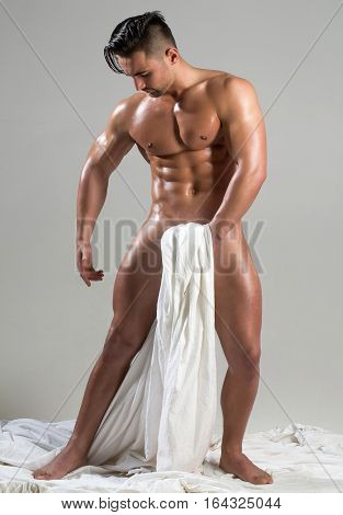 Handsome Nude Muscular Sexy Bodybuilder