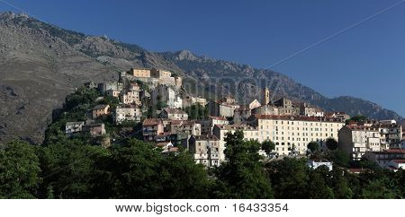 Panoramablick von Corte, Corsica (hergestellt aus mehreren Aufnahmen-> hervorragende Auflösung, sehr s Panorama-Foto