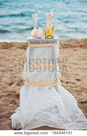 Beach Wedding Details in front of the sea