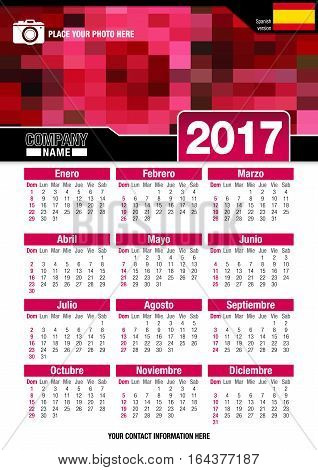 Useful wall calendar 2017 with design of red colors mosaic. Format A4 vertical. Size: 210mm x 297mm. Spanish version