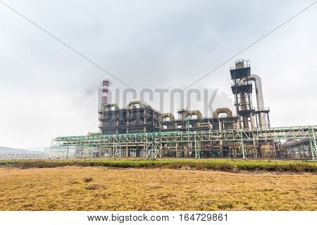 sulfuric acid factory use pyrite as raw material to product sulfuric acid by combustion oxidation in the reformer