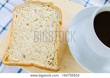 black coffee with whole wheat bread for breakfast